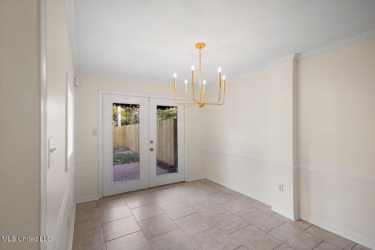 570 Boardwalk Boulevard Property Photo 5