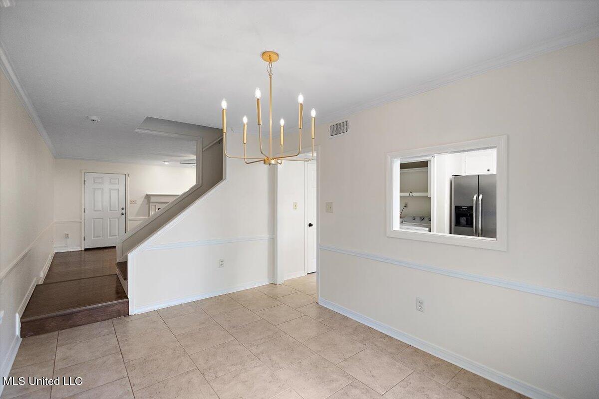 570 Boardwalk Boulevard Property Photo 6