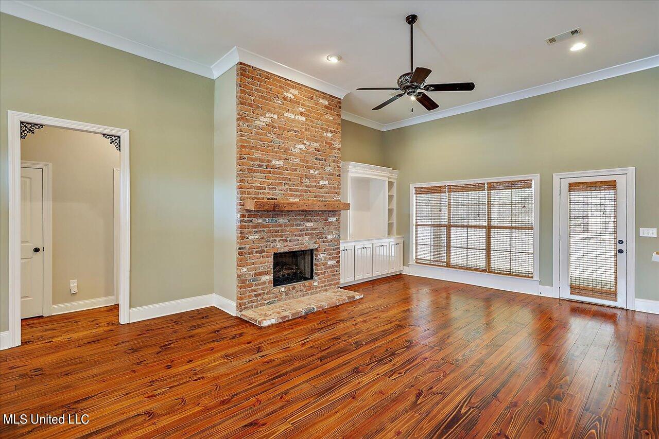 132 Hartfield Drive Property Photo 9