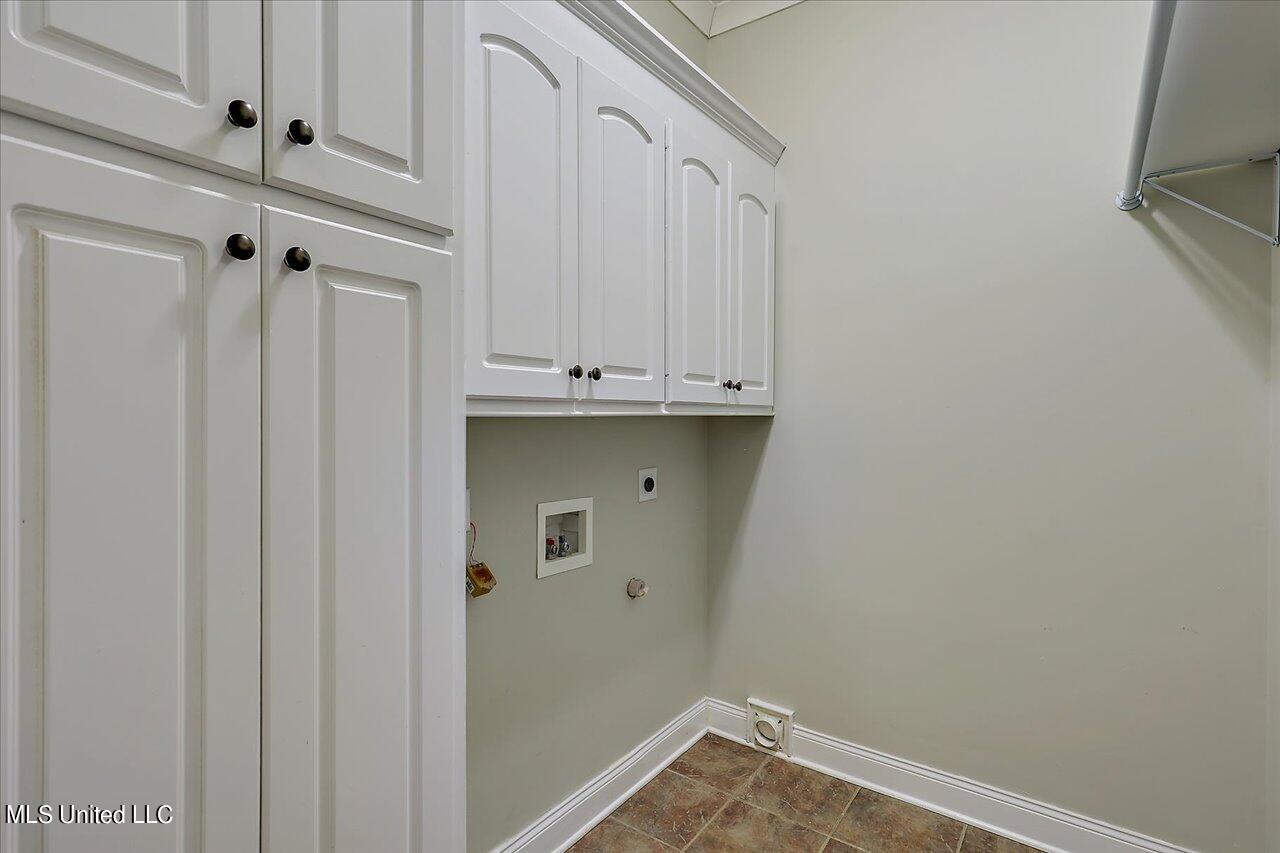 132 Hartfield Drive Property Photo 27