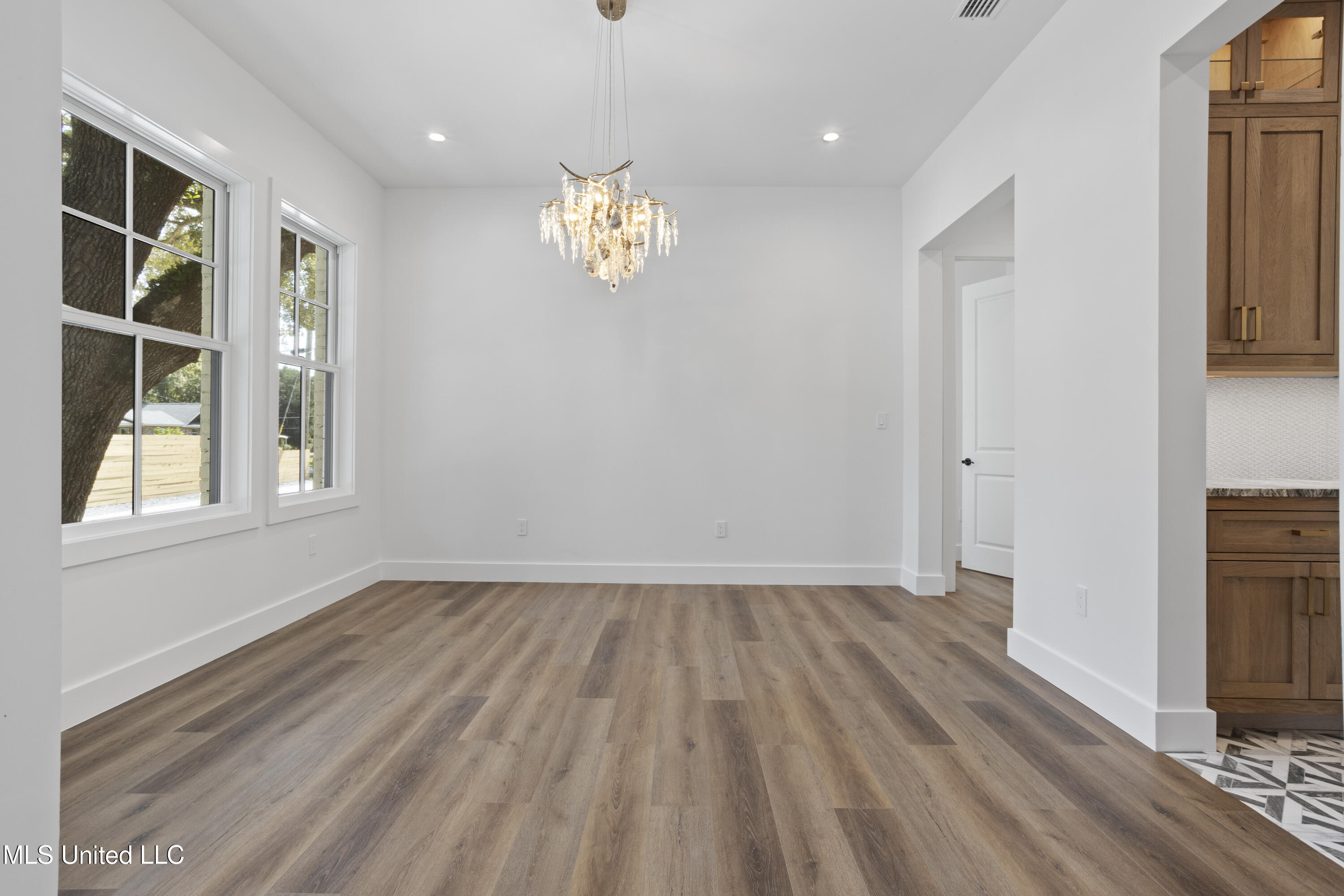 1203 Calhoun Street Property Photo 28