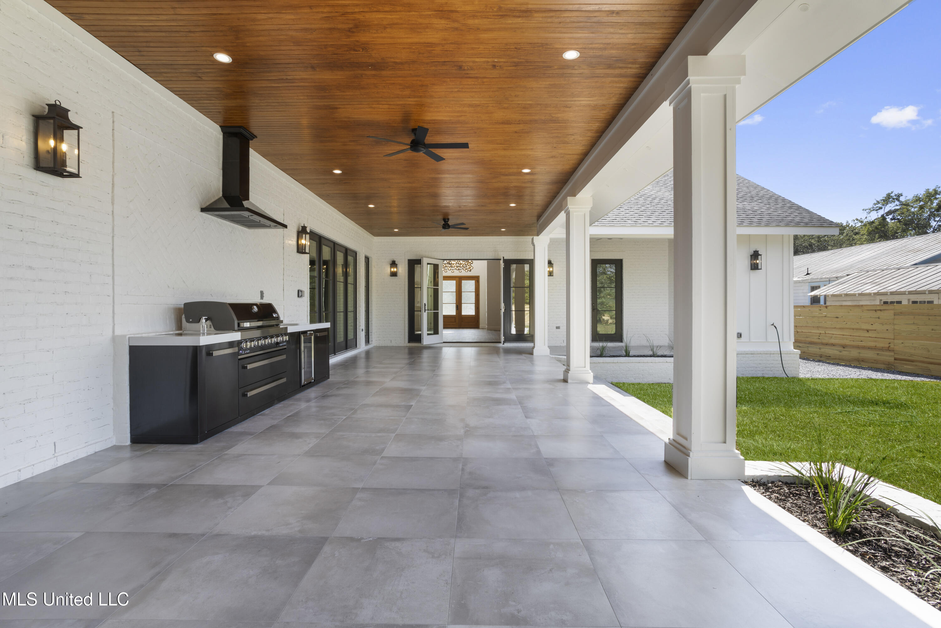 1203 Calhoun Street Property Photo 64
