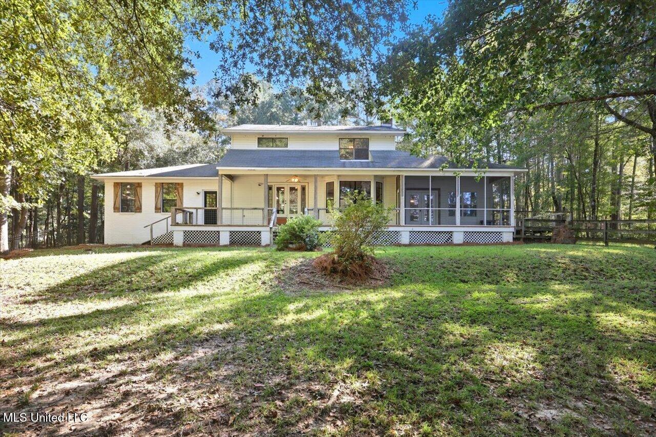 345 Lakeway Drive Property Photo 51