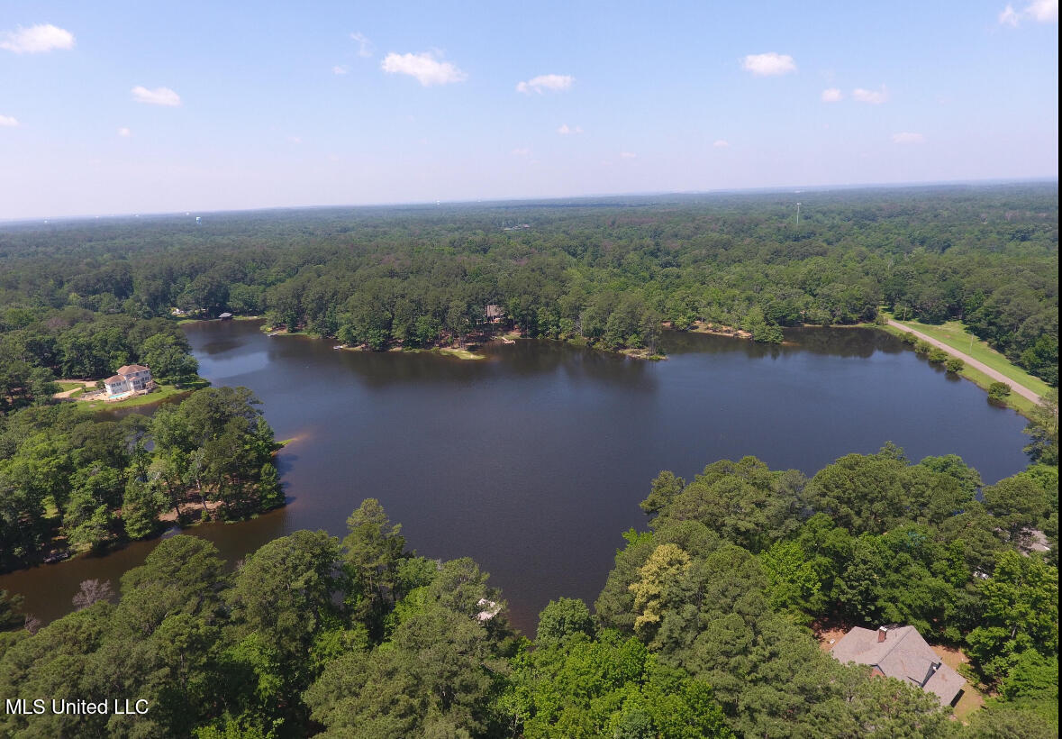 345 Lakeway Drive Property Photo 57