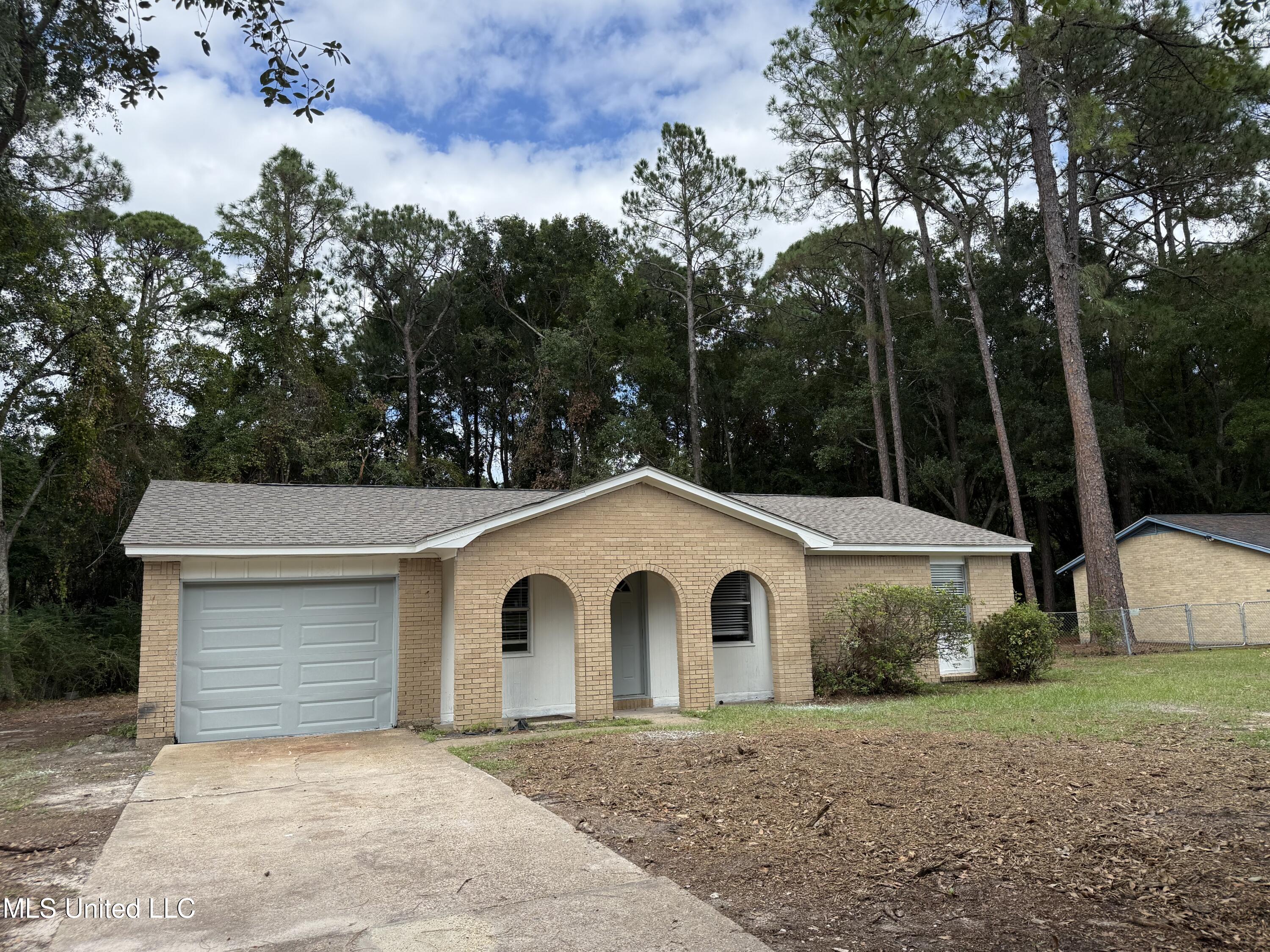 2654 Ridgeway Drive Property Photo 5