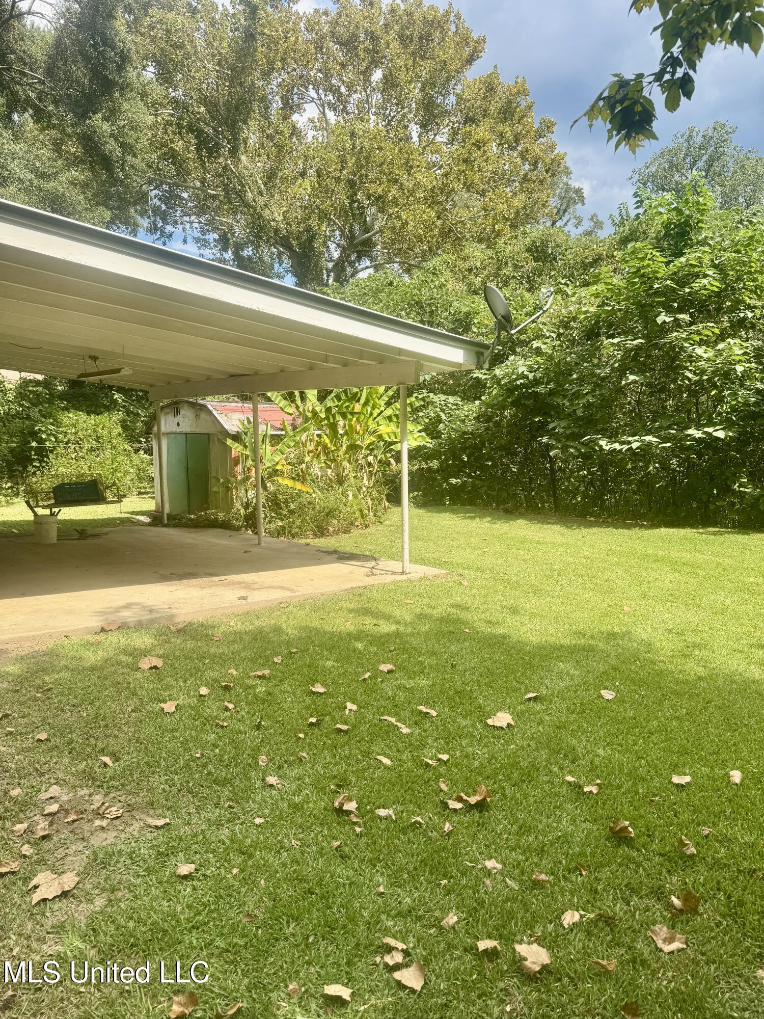 122 Weir Court Property Photo 3