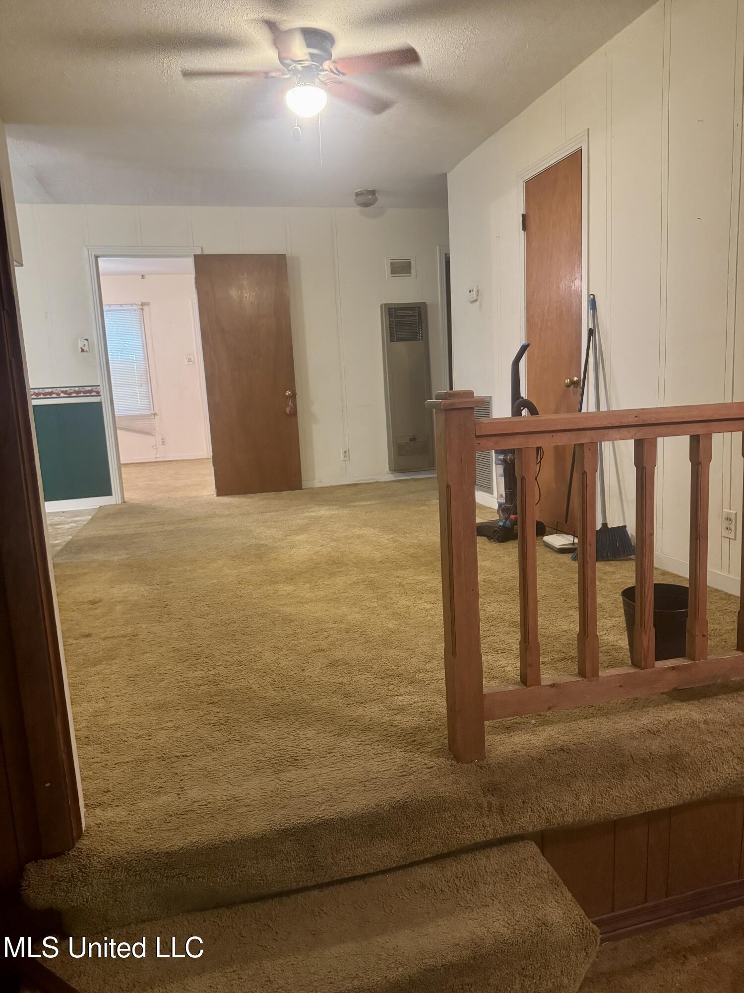 122 Weir Court Property Photo 5