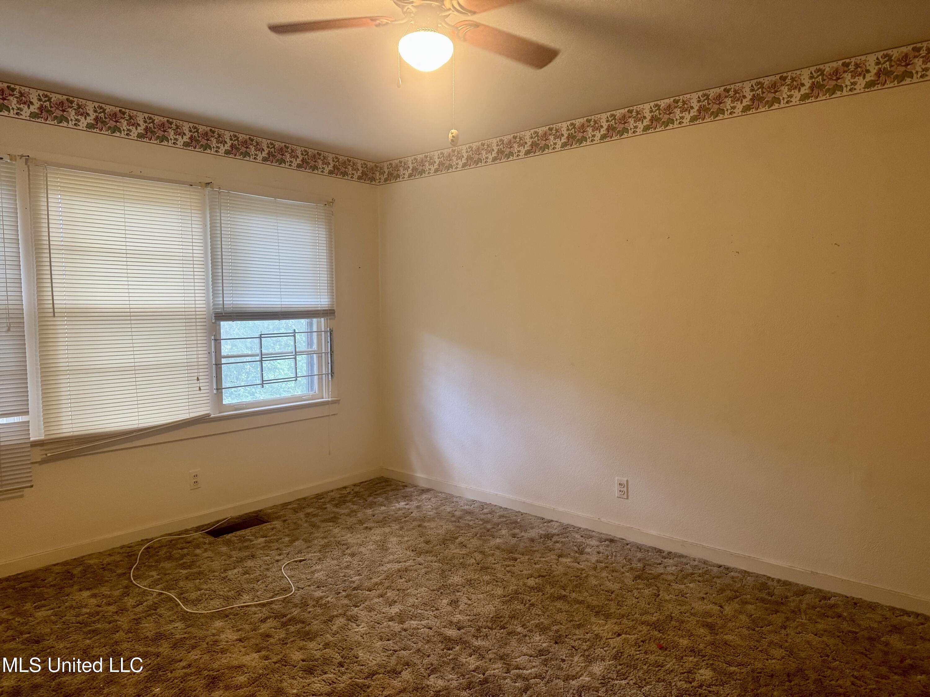 122 Weir Court Property Photo 21