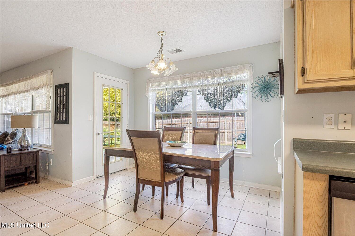 680 Timber Cove Property Photo 11