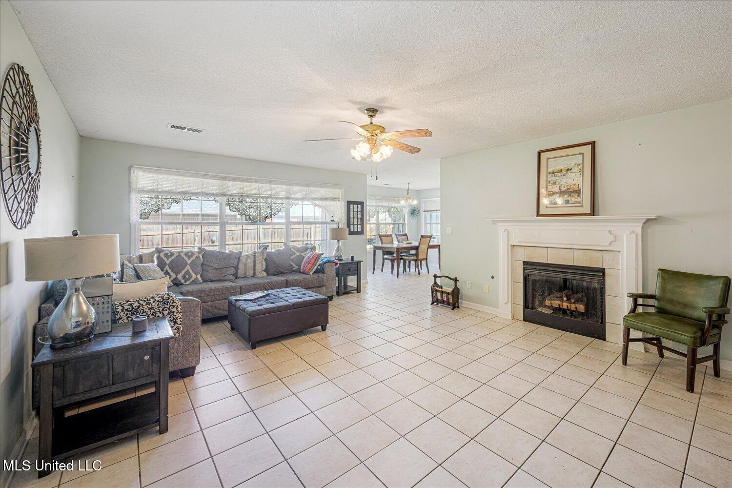 680 Timber Cove Property Photo 14