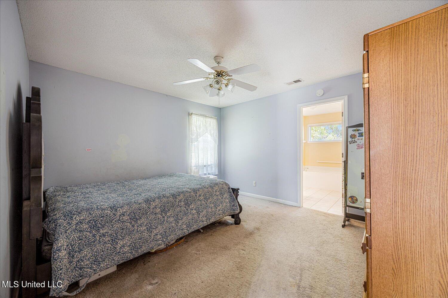 680 Timber Cove Property Photo 15