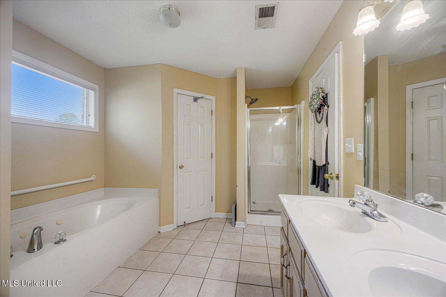 680 Timber Cove Property Photo 18