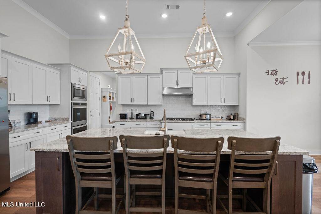 4937 Longmire Lane Property Photo 8