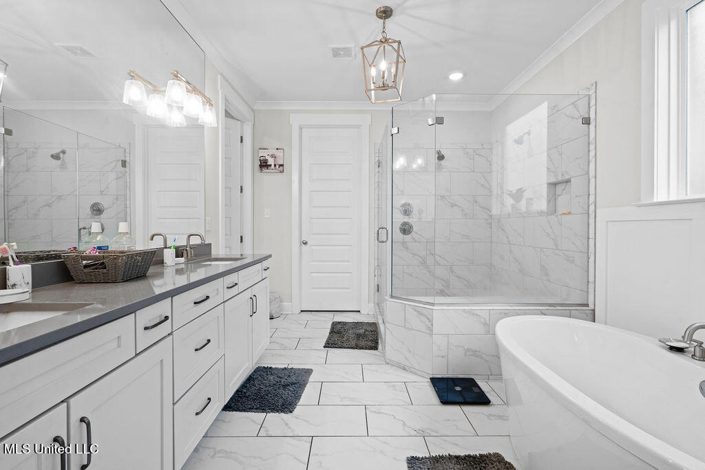 4937 Longmire Lane Property Photo 17