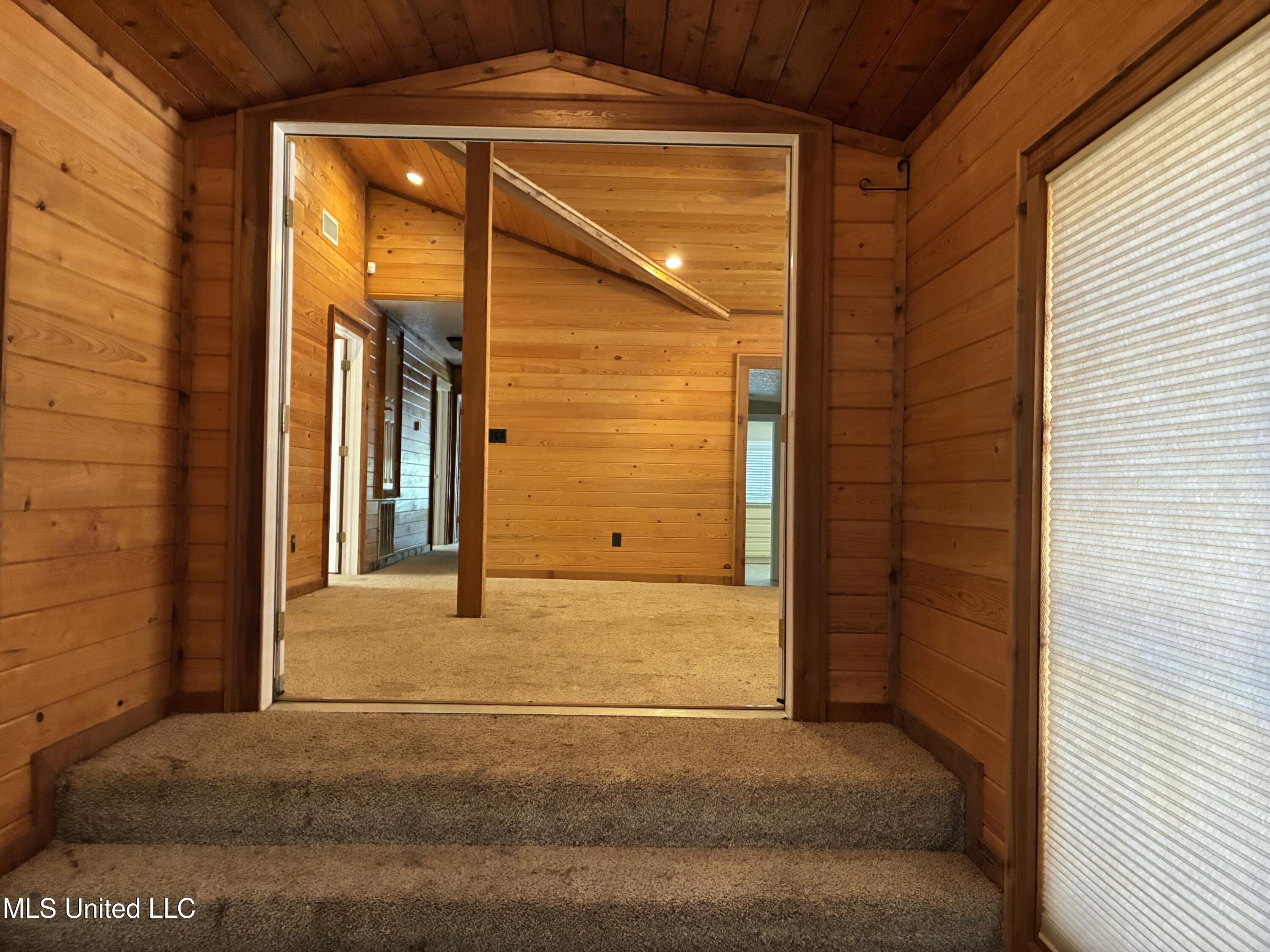 1008 Roys Road Property Photo 15