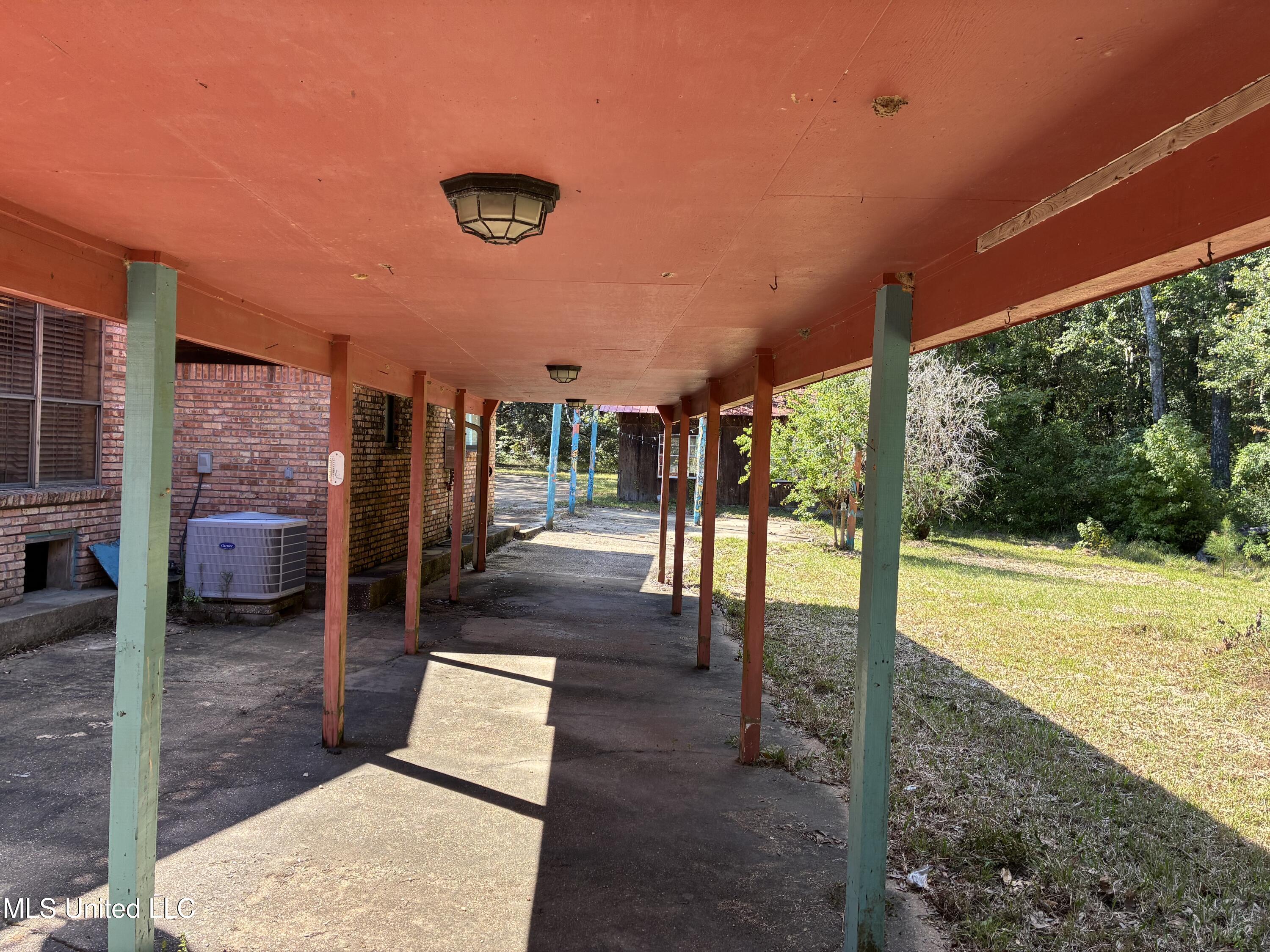 1008 Roys Road Property Photo 21