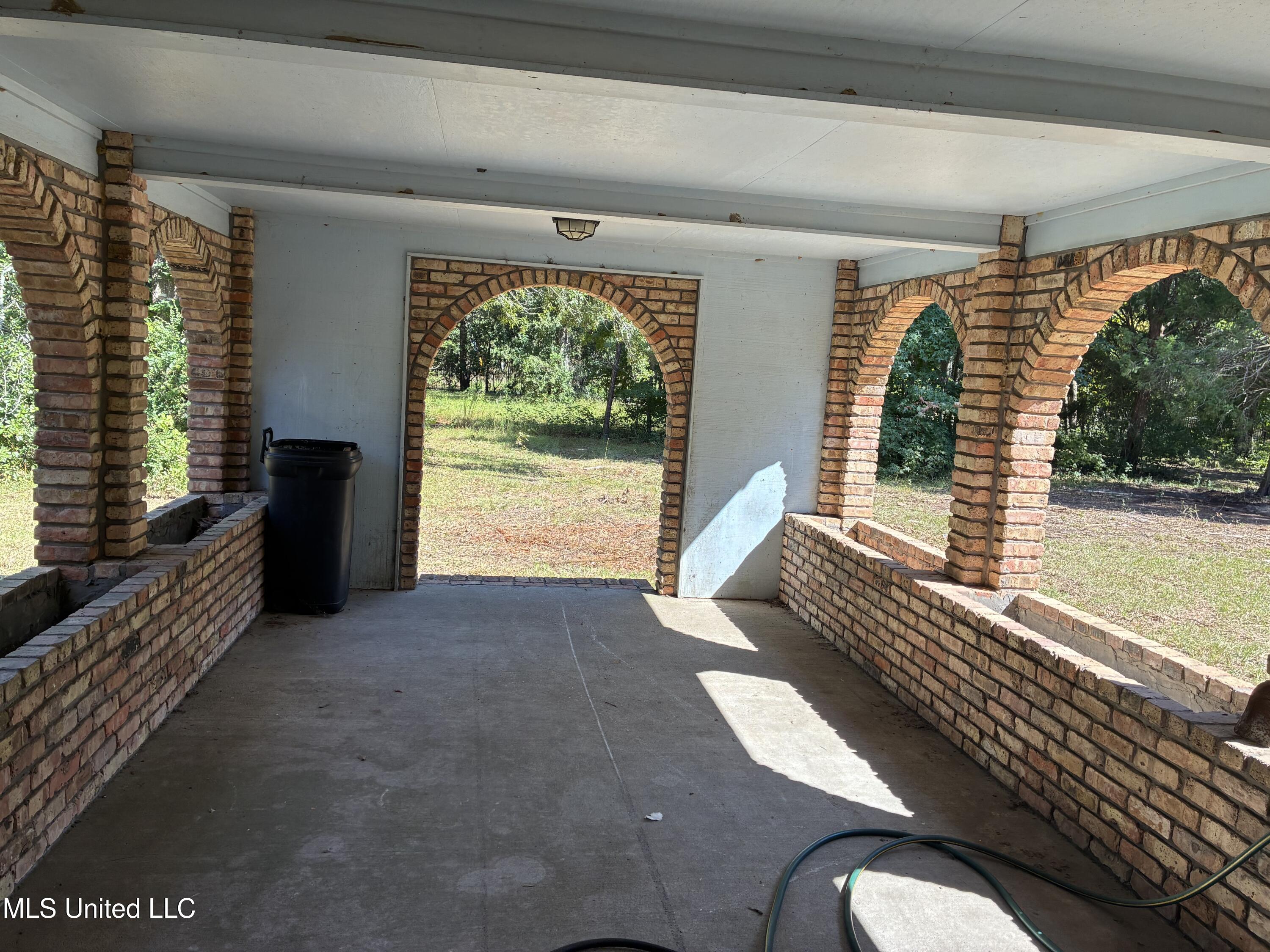 1008 Roys Road Property Photo 28