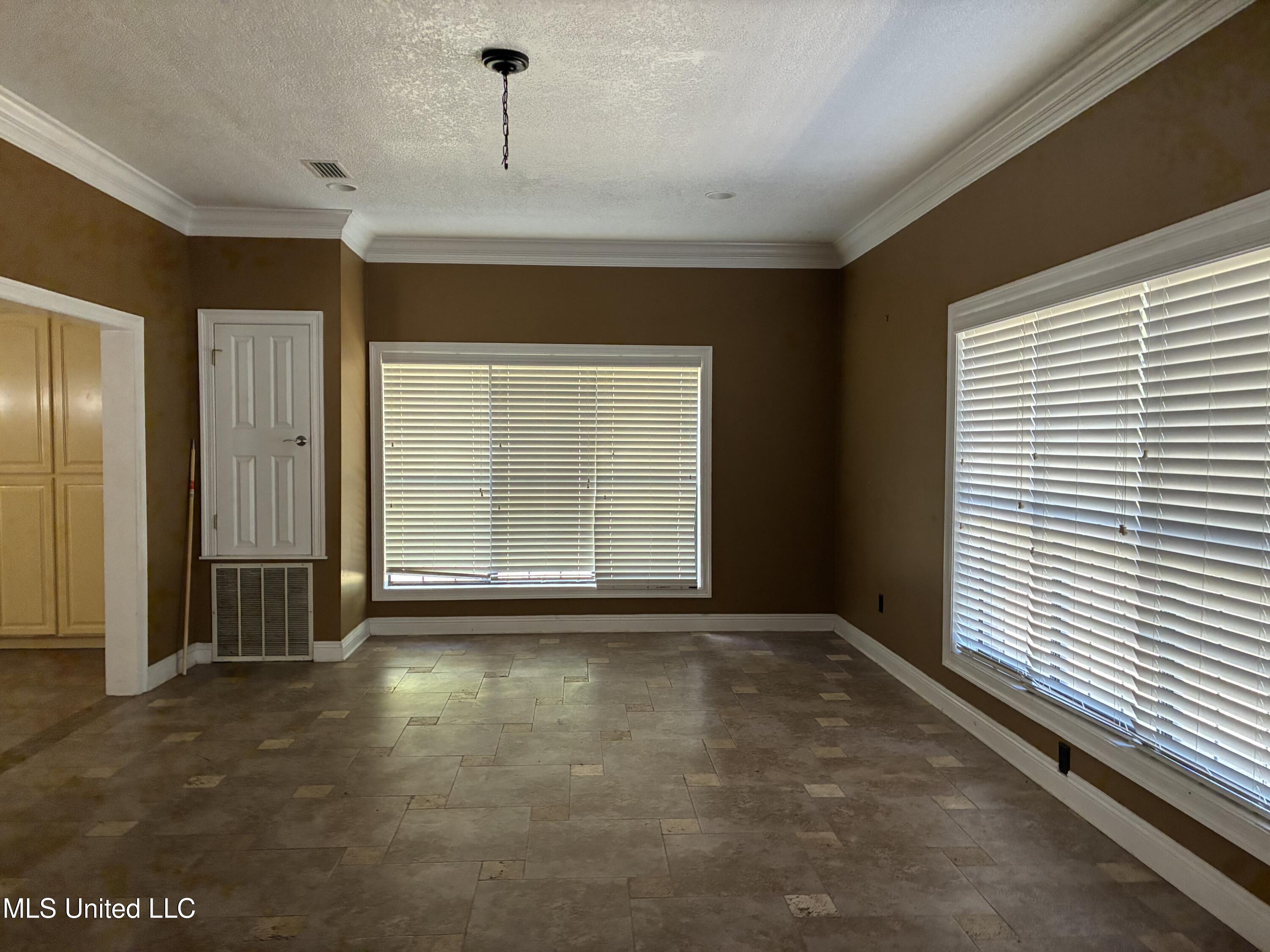 1008 Roys Road Property Photo 31