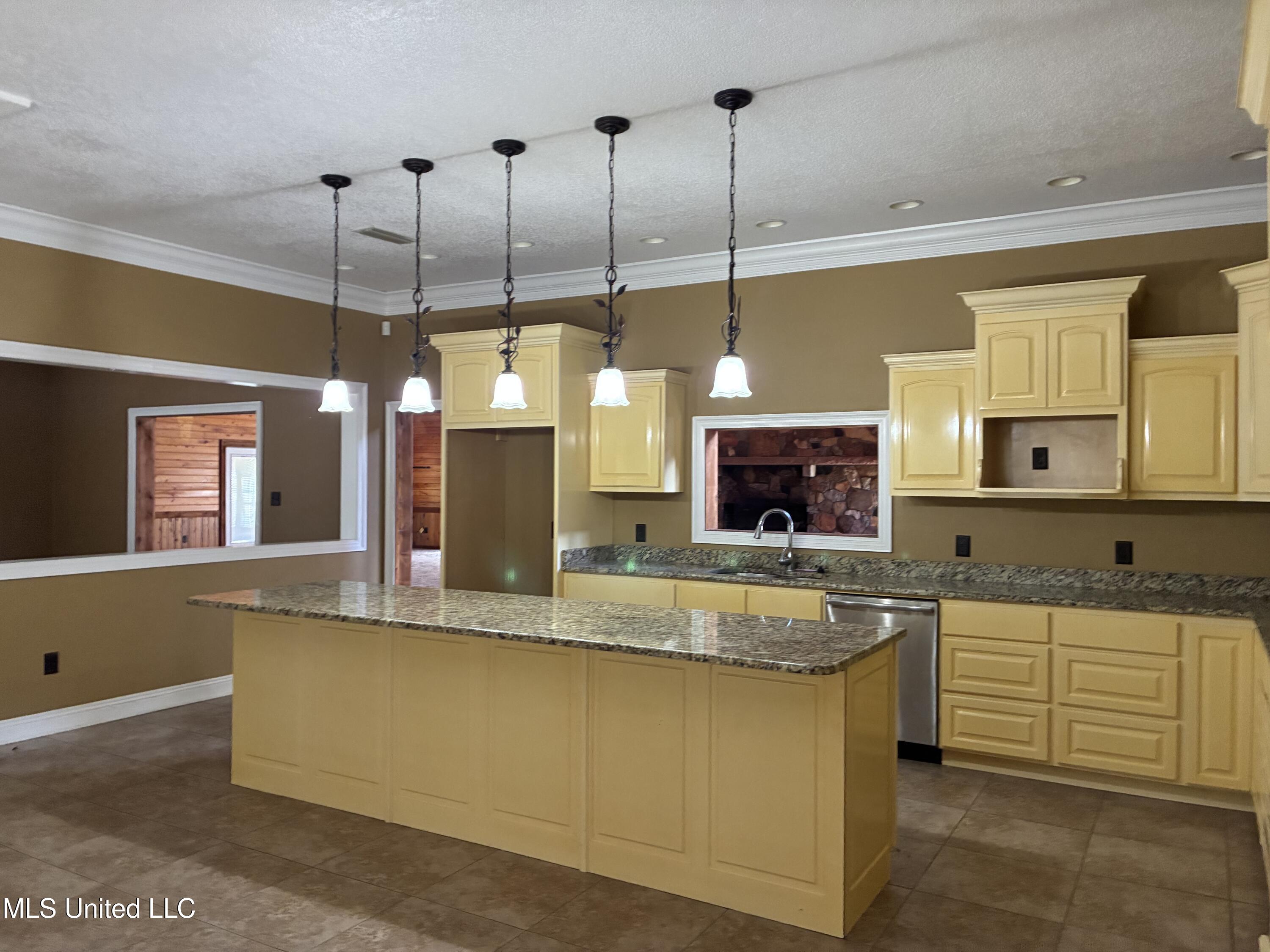 1008 Roys Road Property Photo 34