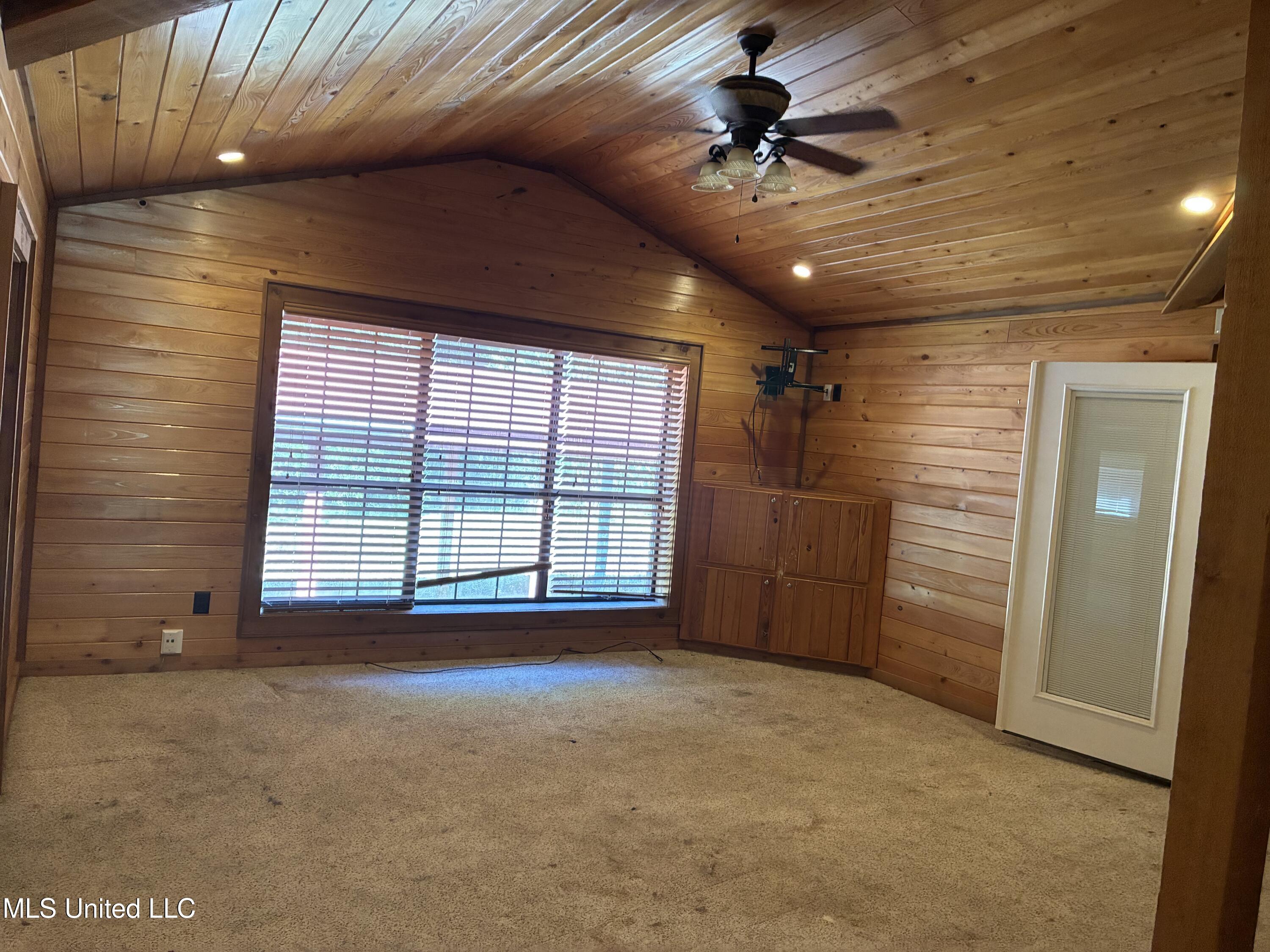 1008 Roys Road Property Photo 53