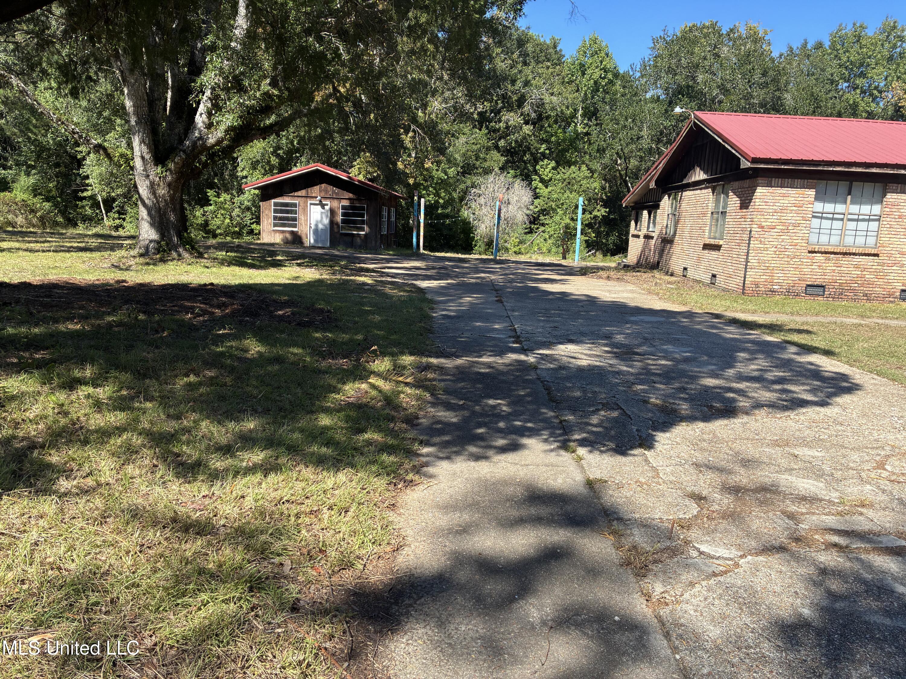 1008 Roys Road Property Photo 59