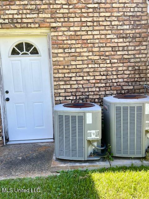 16145 Kenwood Drive Property Photo 17