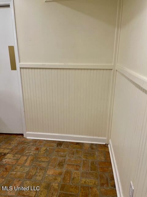 16145 Kenwood Drive Property Photo 30