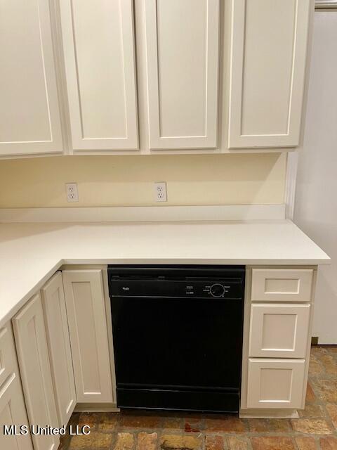 16145 Kenwood Drive Property Photo 38