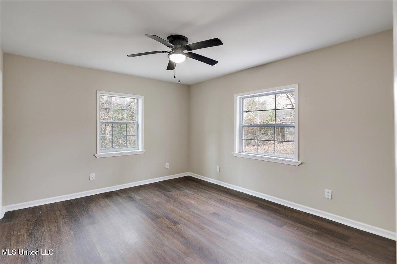 404 Walnut Street Property Photo 17