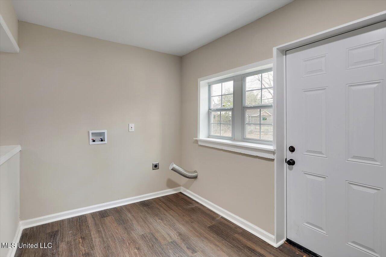 404 Walnut Street Property Photo 18