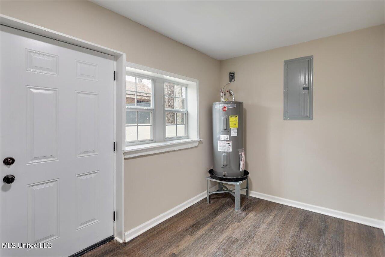 404 Walnut Street Property Photo 19