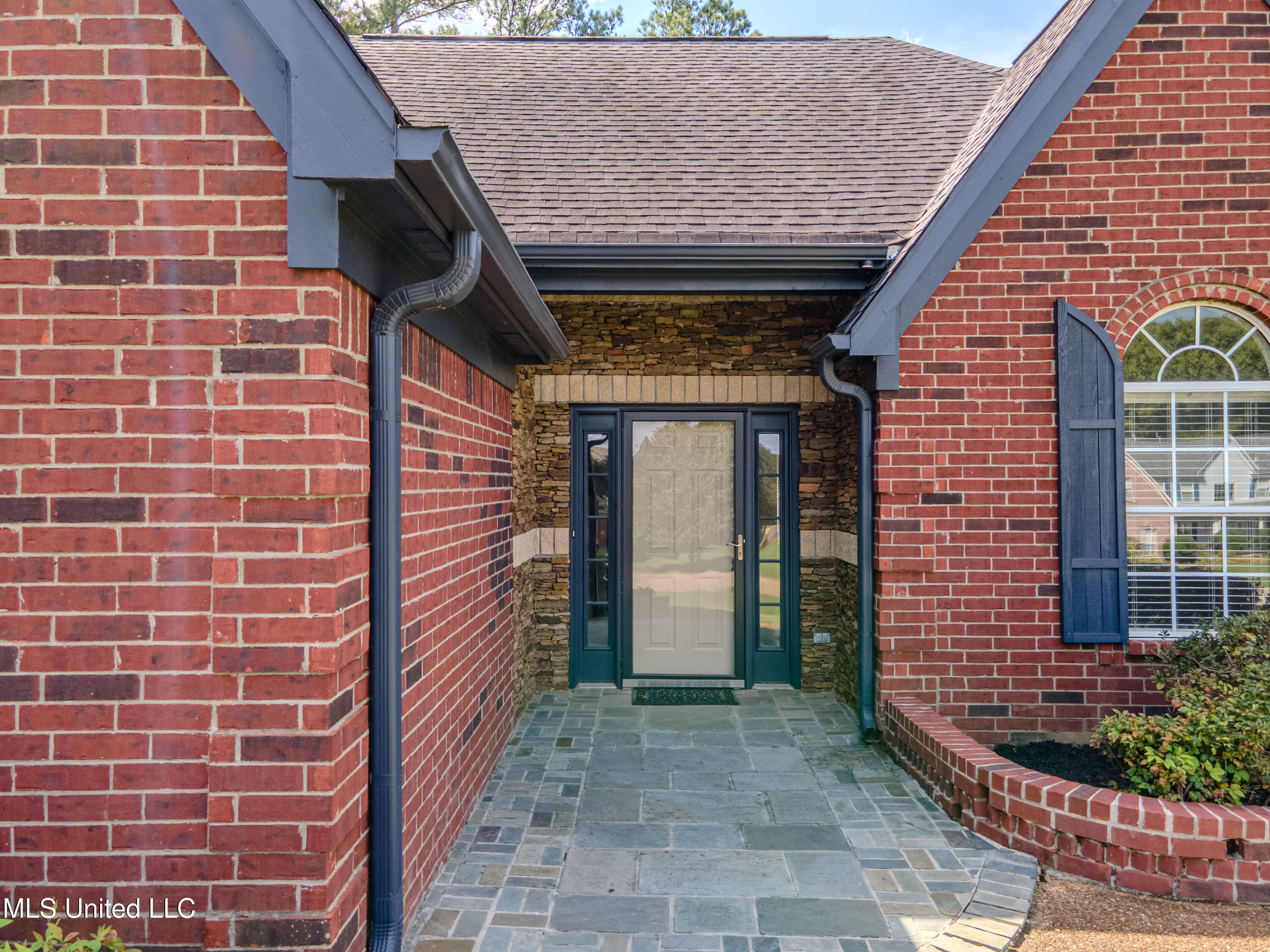 10321 Loftin Drive Property Photo 6