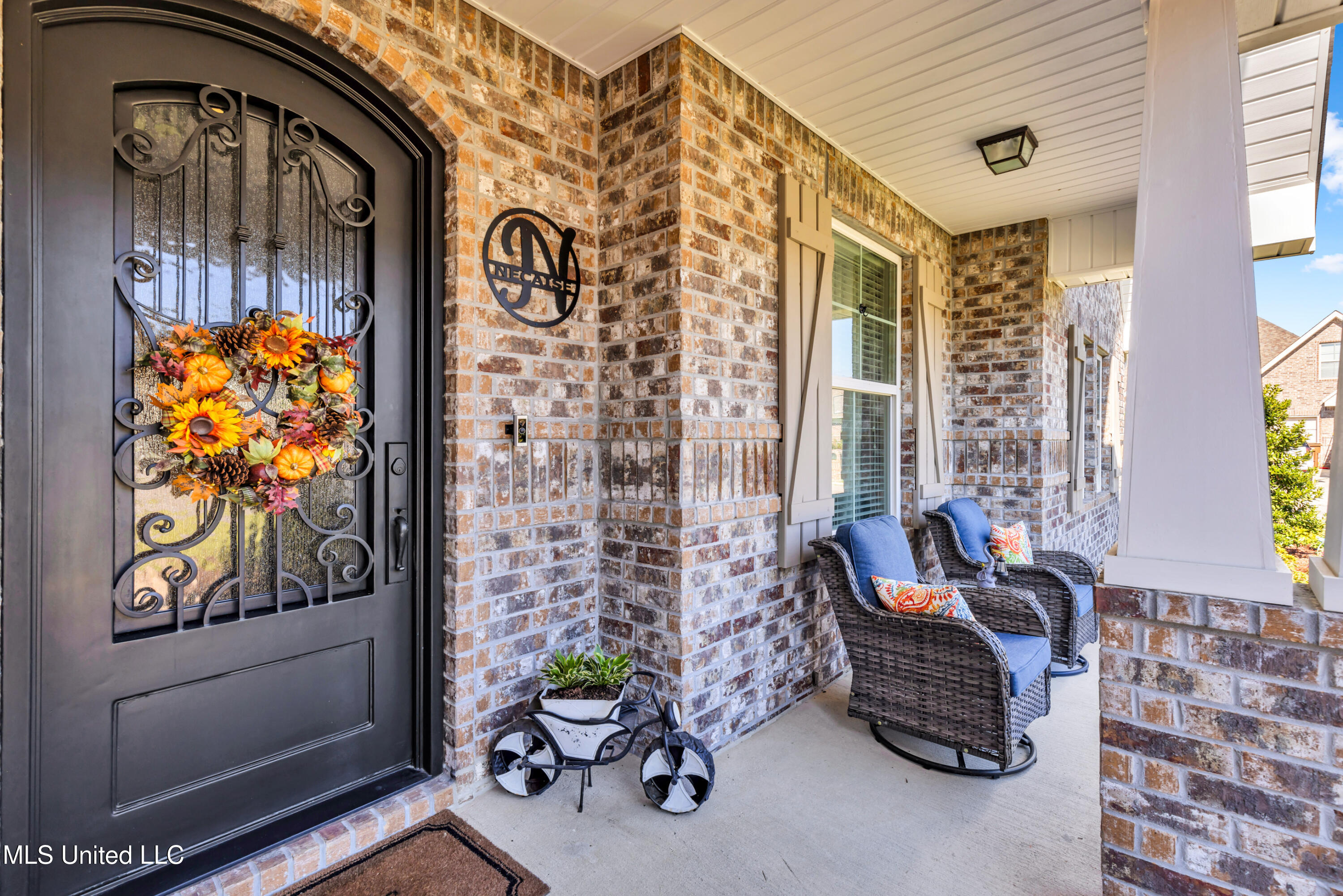 748 Malpass Landing Drive Property Photo 4