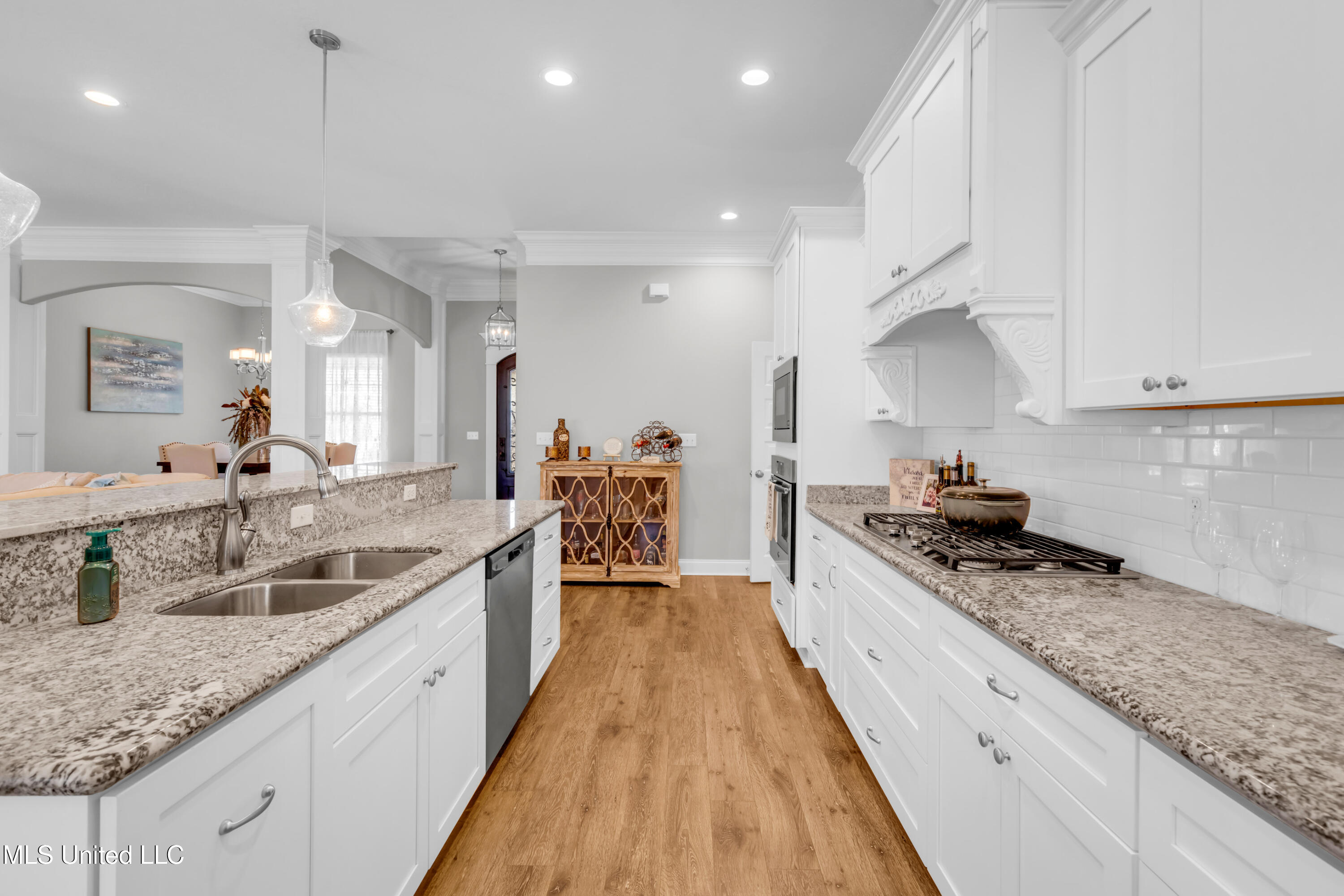 748 Malpass Landing Drive Property Photo 14