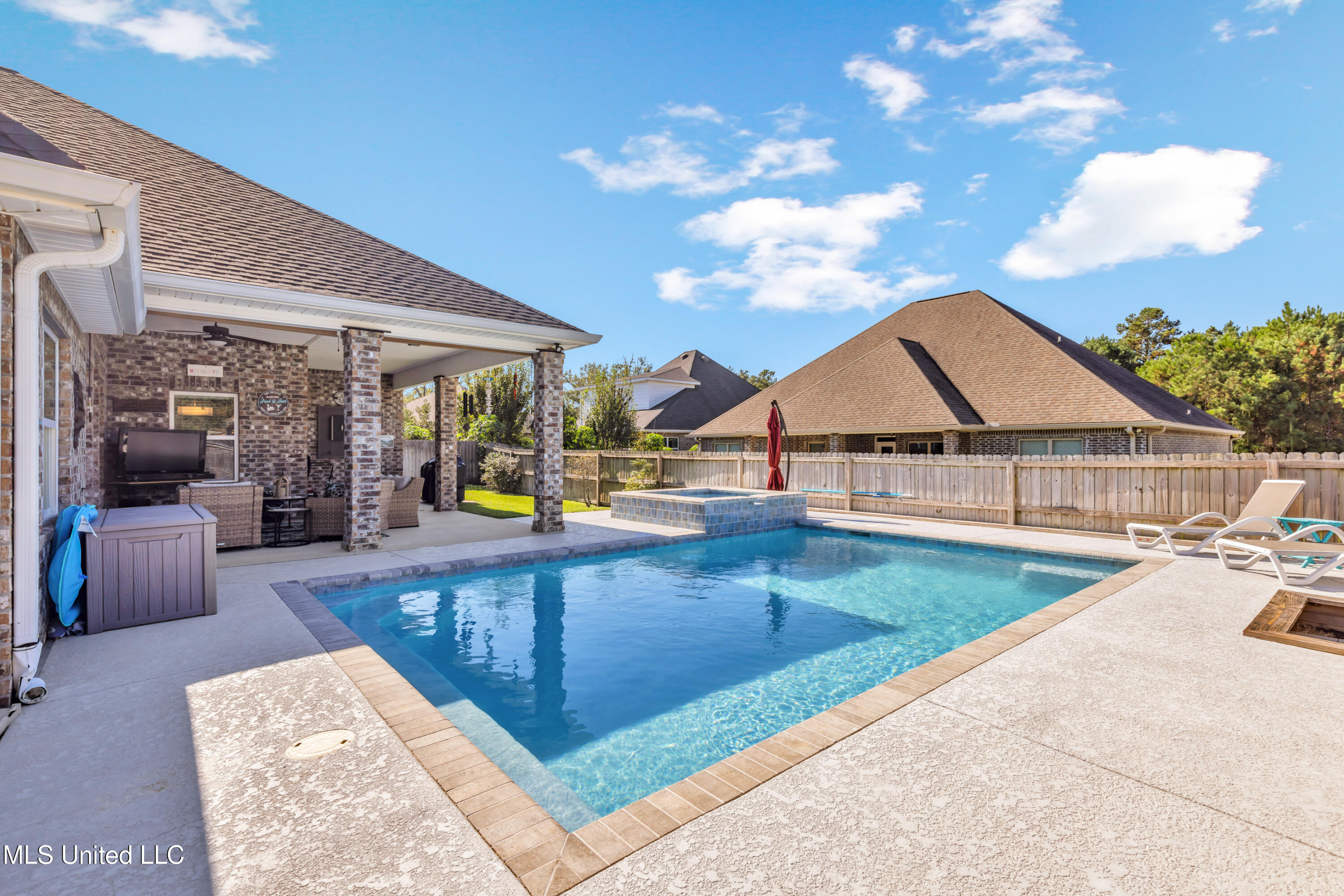 748 Malpass Landing Drive Property Photo 33