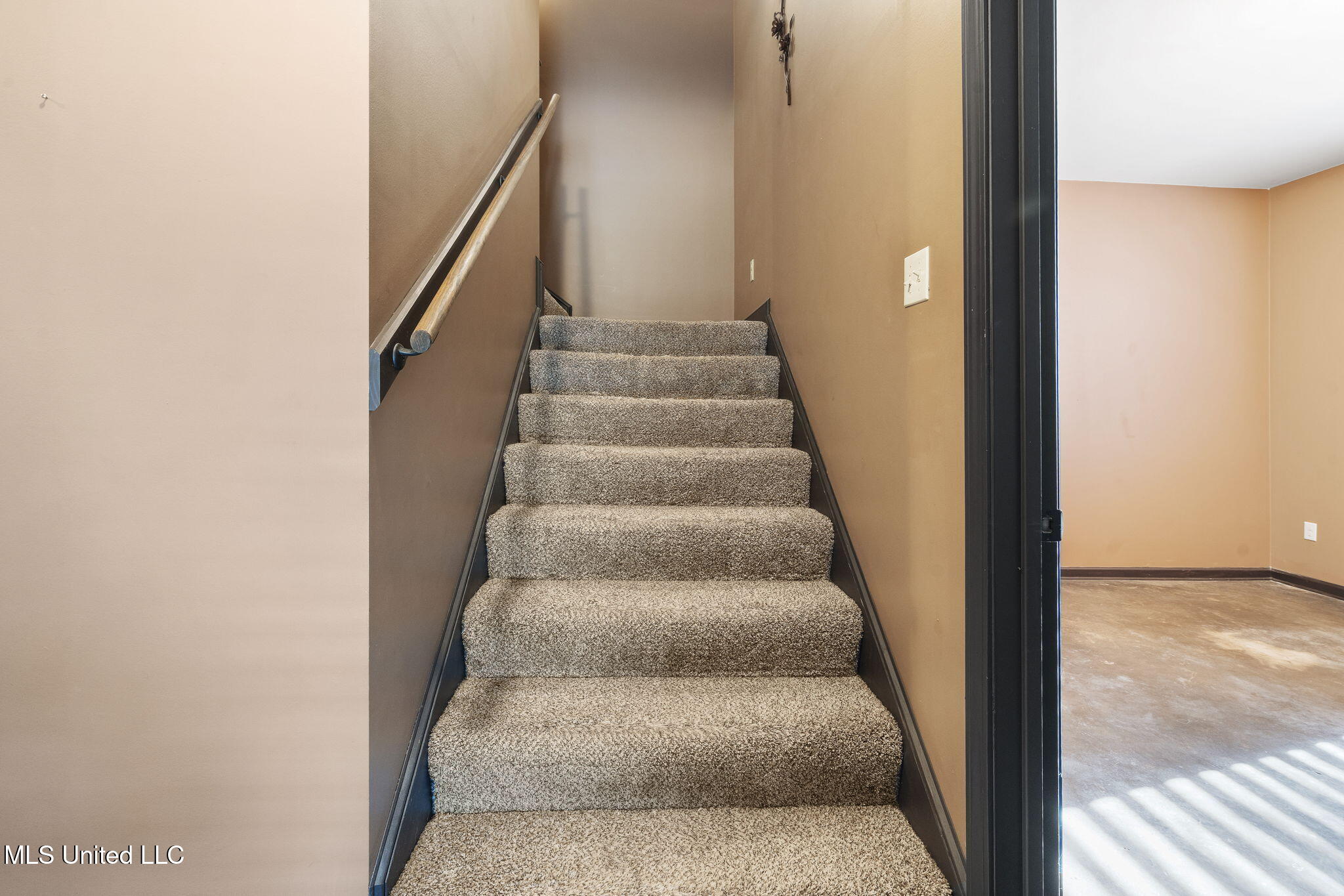 1088 S Red Banks Road Property Photo 20