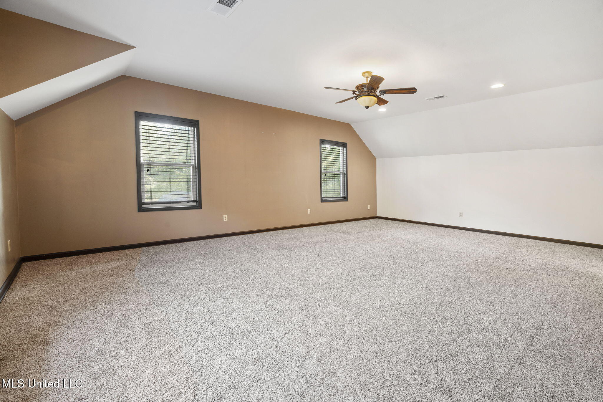 1088 S Red Banks Road Property Photo 26
