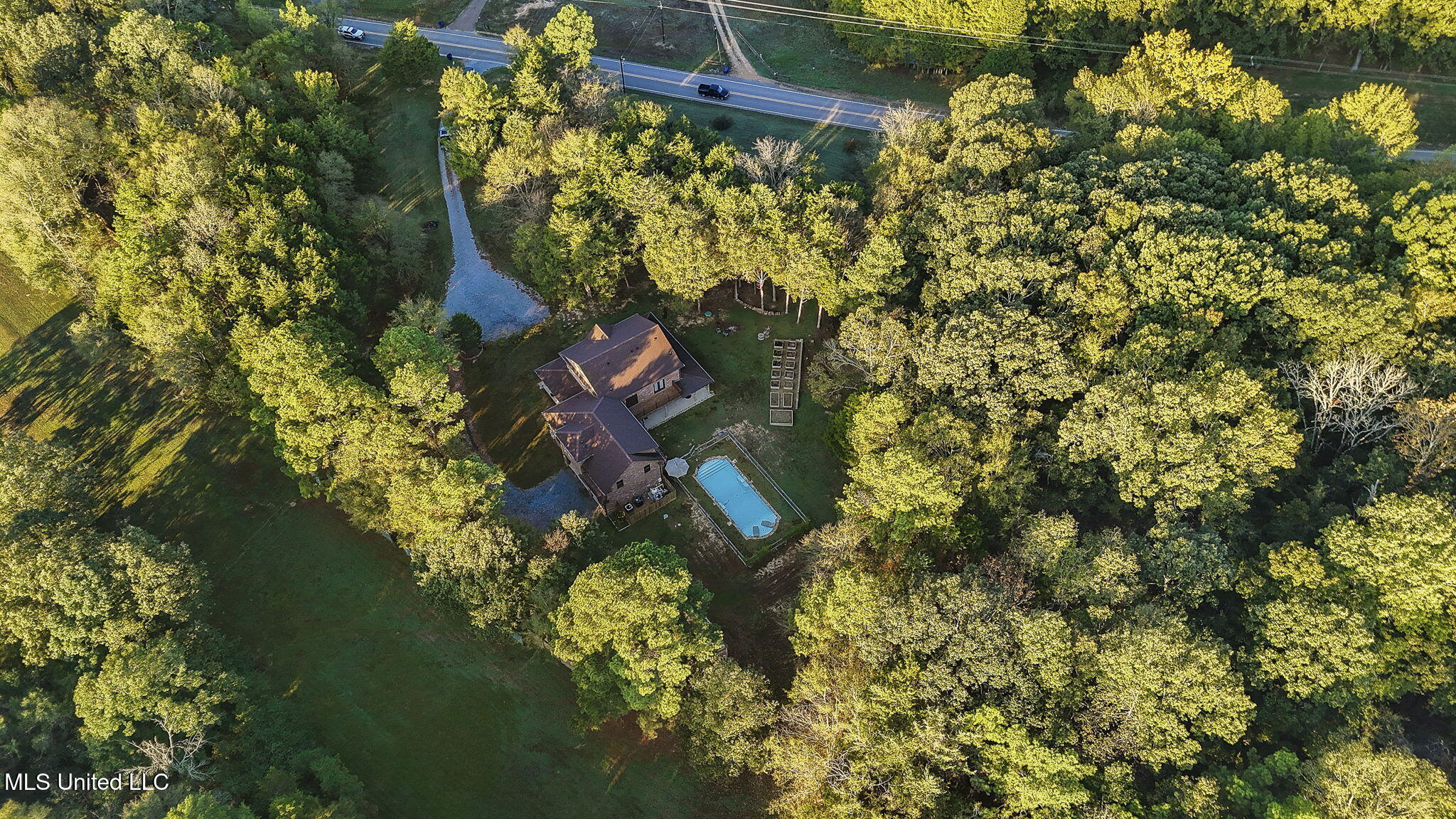 1088 S Red Banks Road Property Photo 47