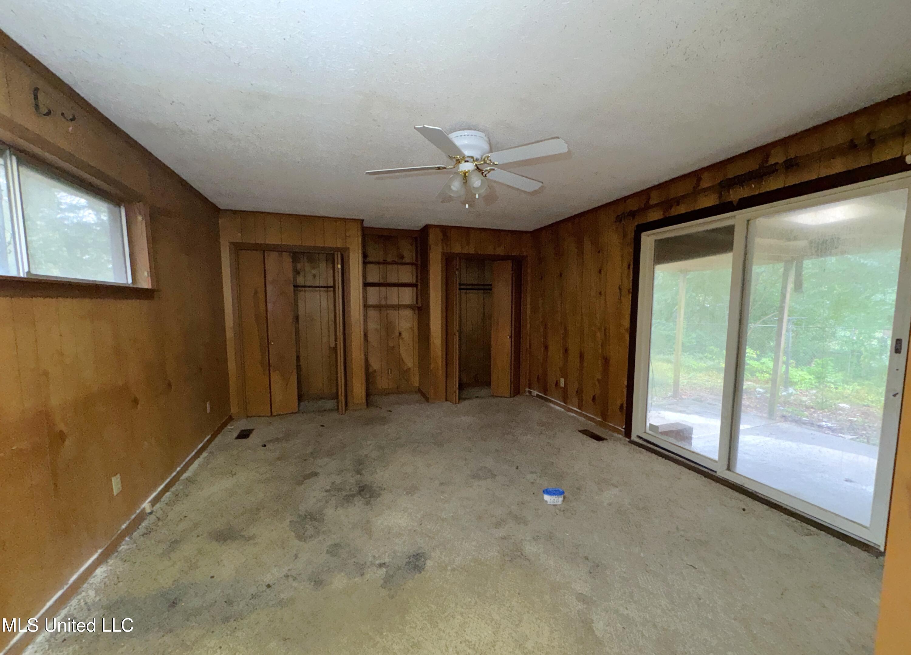 3143 Revere Street Property Photo 5