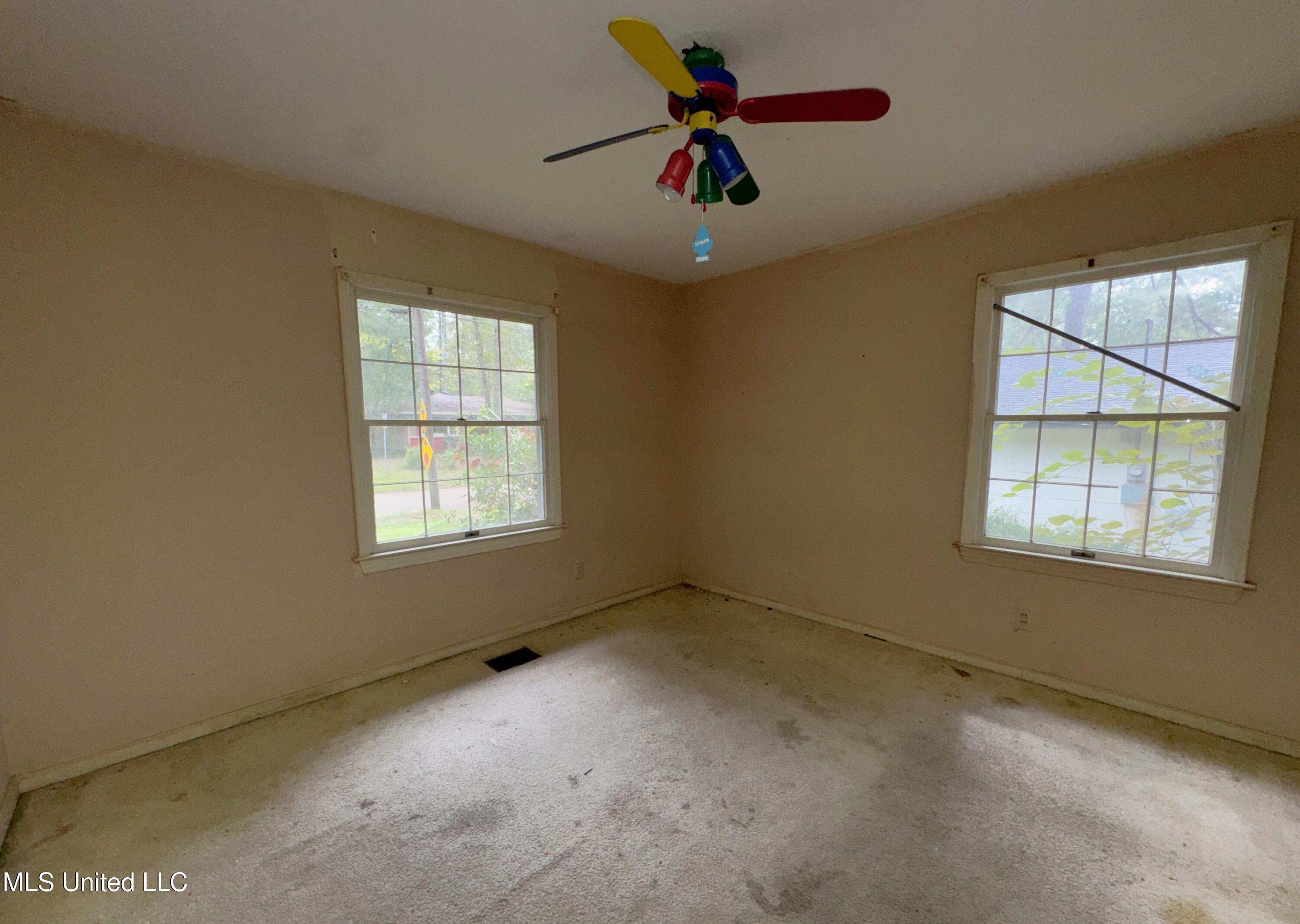 3143 Revere Street Property Photo 10