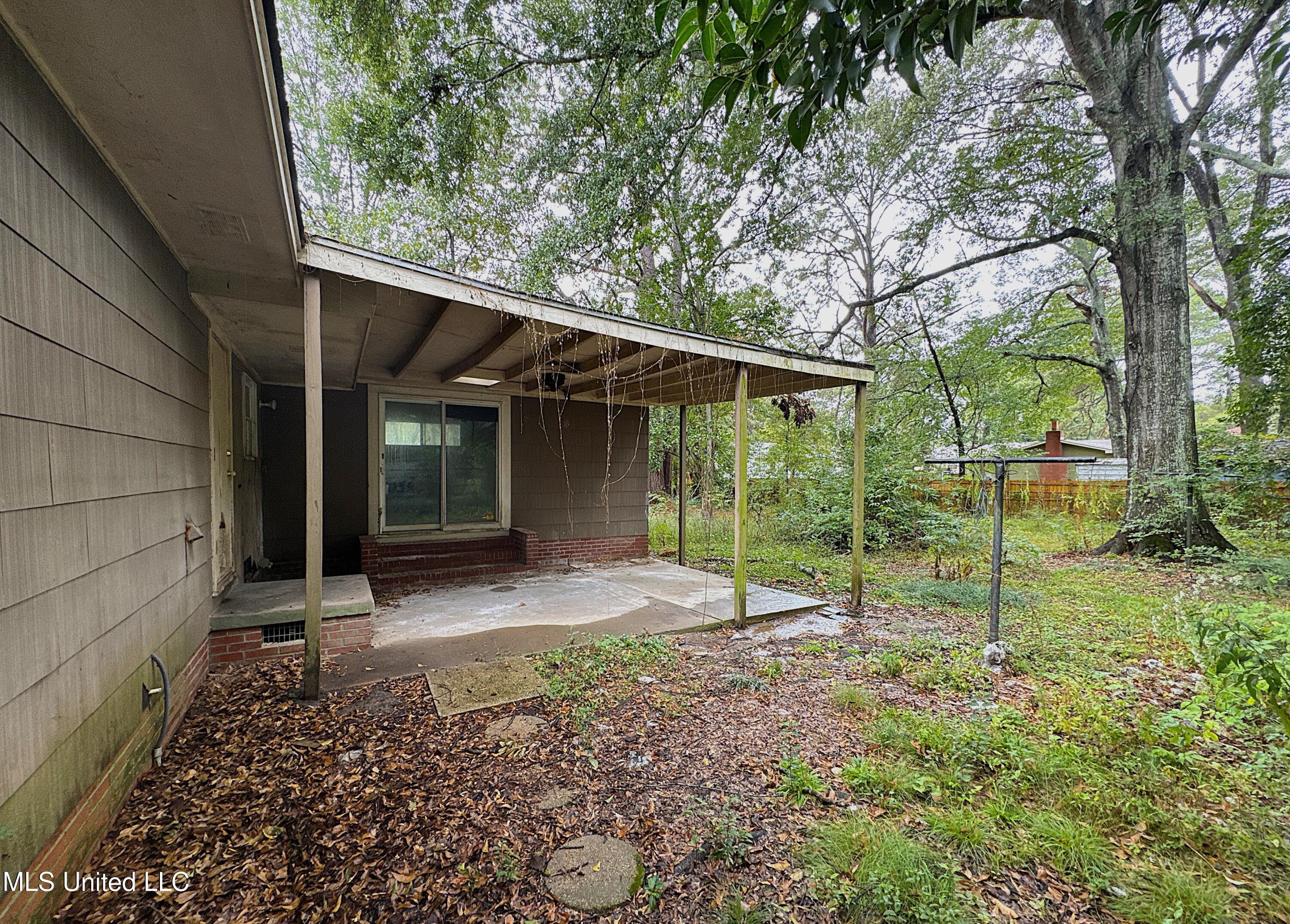 3143 Revere Street Property Photo 13