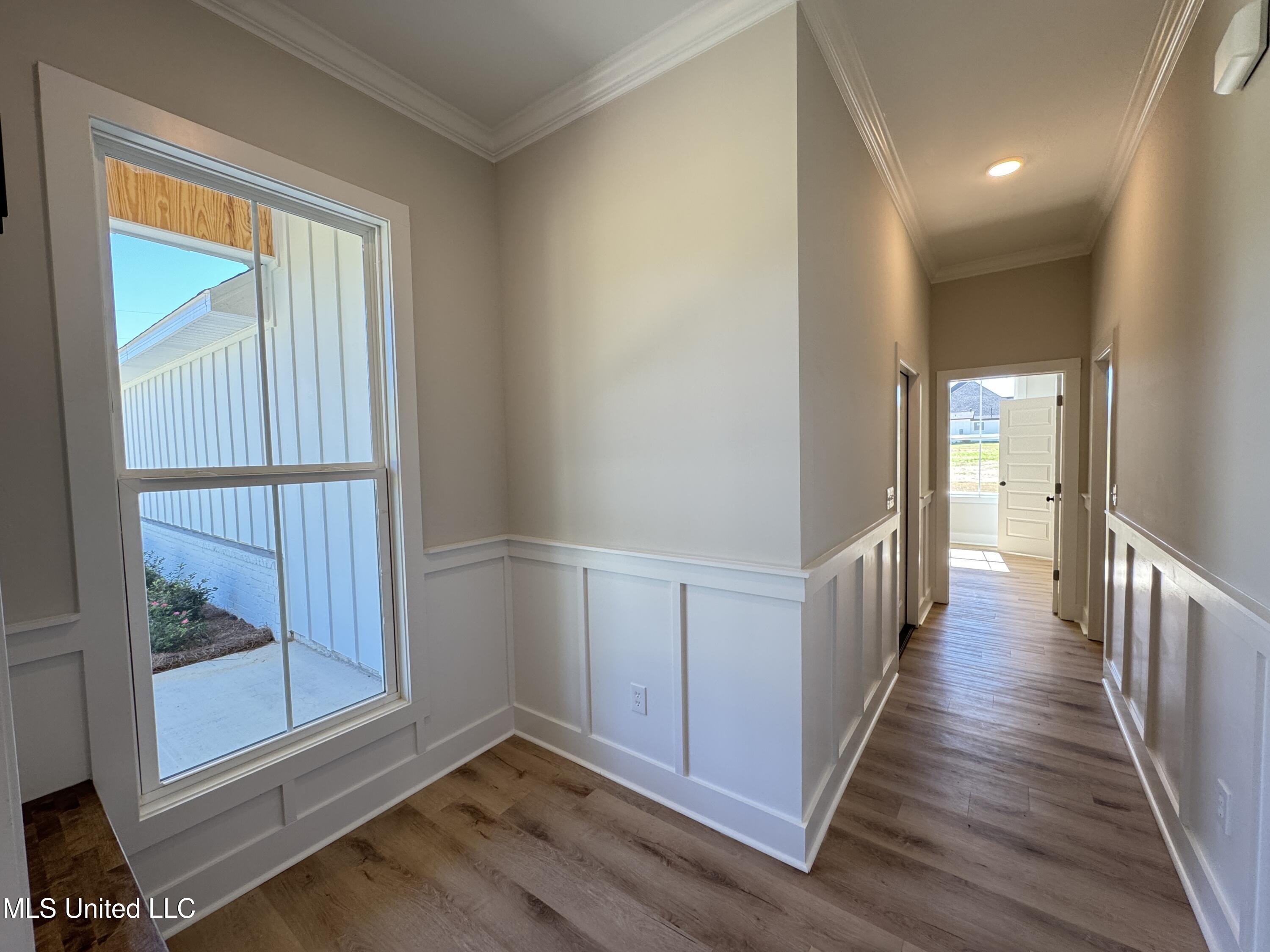 404 Lennon Lane Property Photo 20