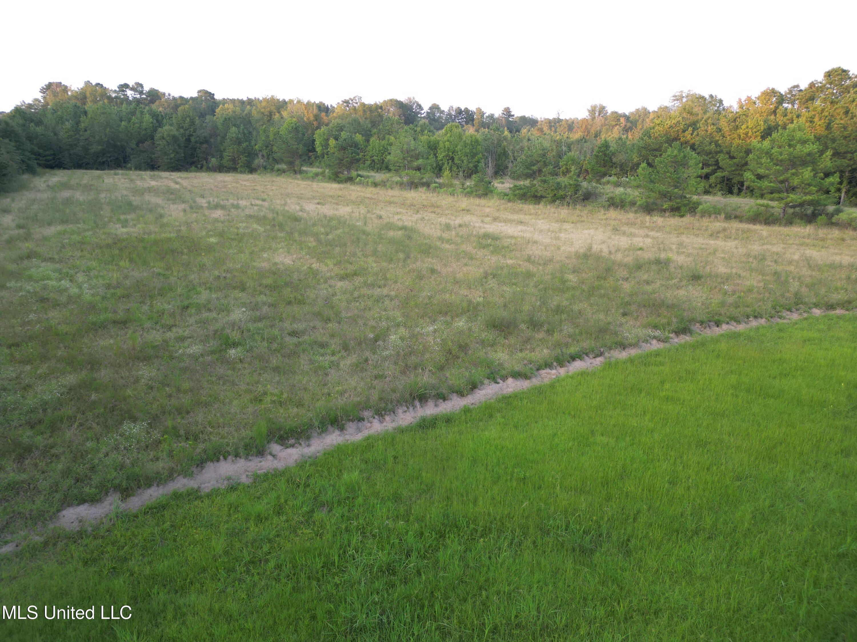 1844 Swamp Road Property Photo 1