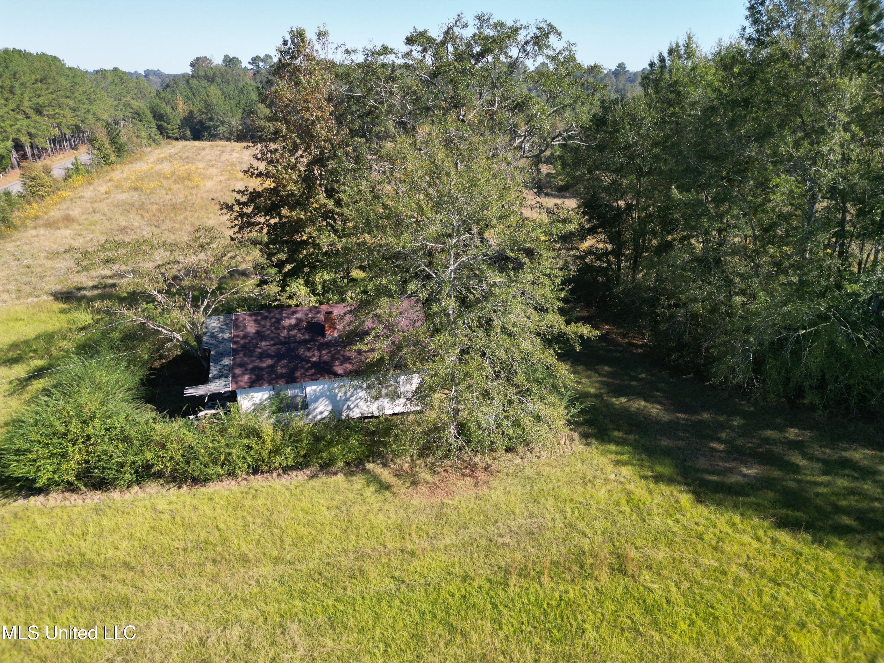 1844 Swamp Road Property Photo 18