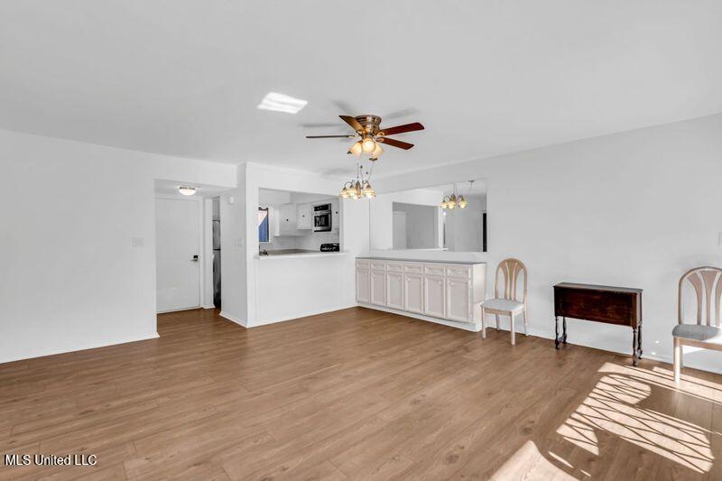 208 Kona Property Photo 8