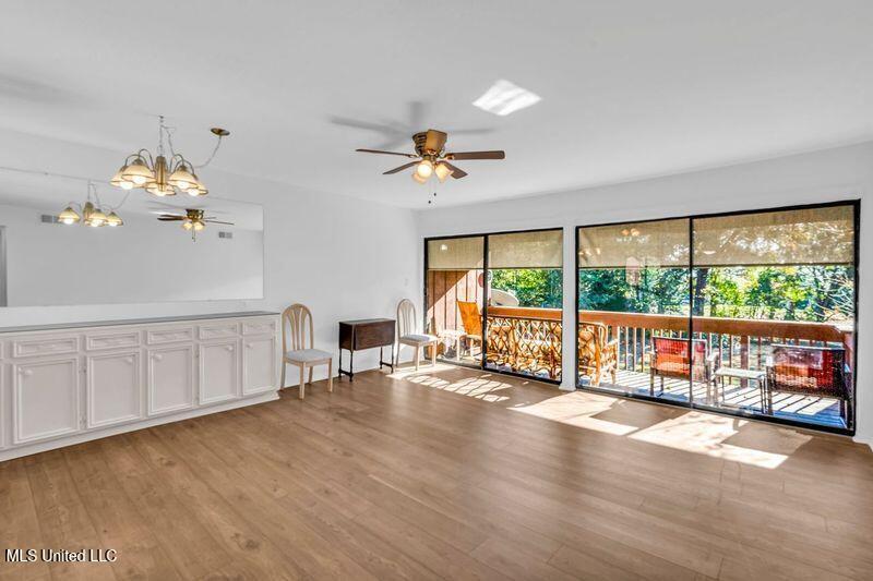 208 Kona Property Photo 9