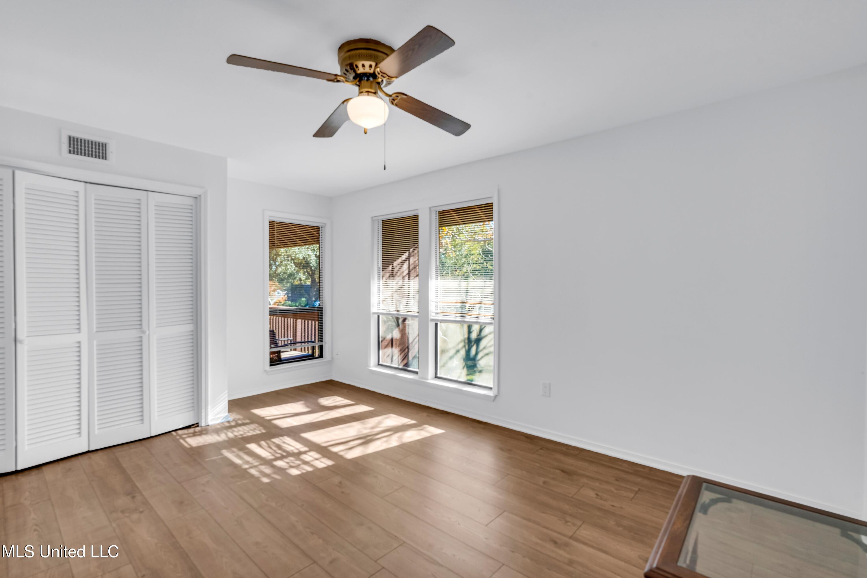 208 Kona Property Photo 10