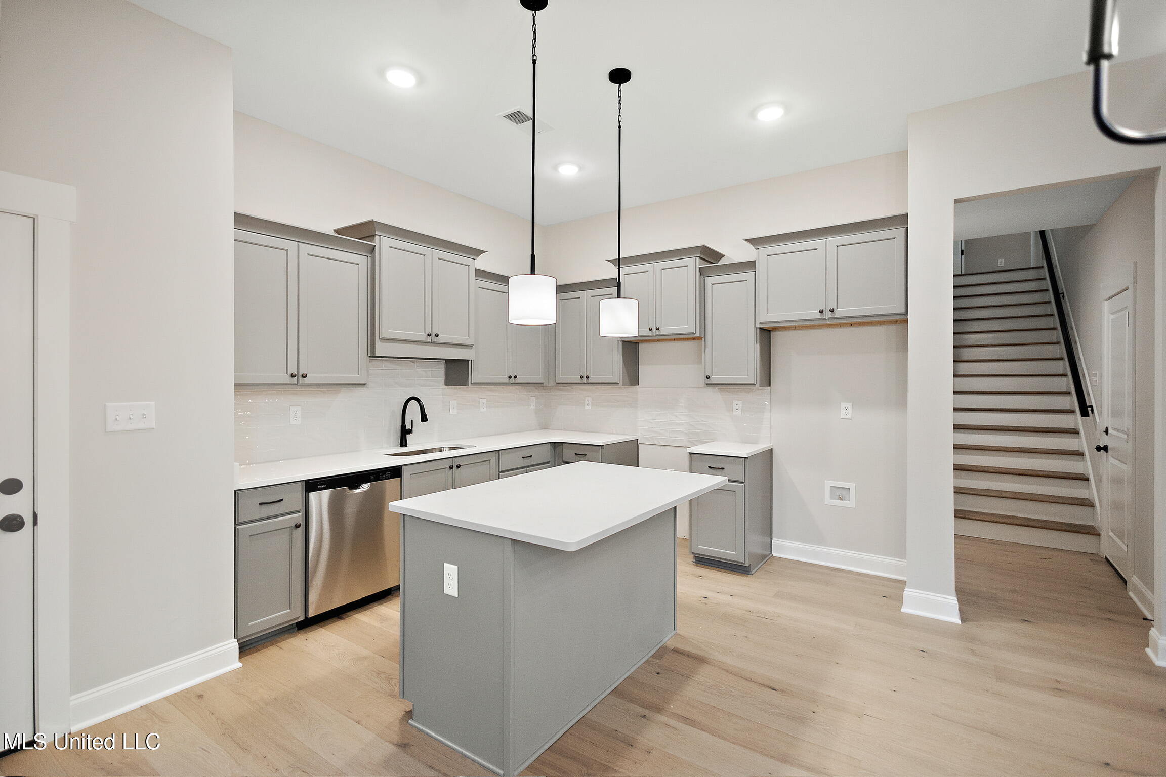 928 Coahoma Court Property Photo 11