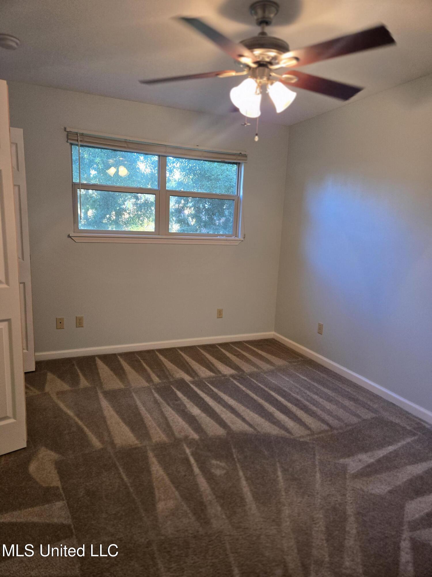 726 Canterbury Drive Property Photo 19