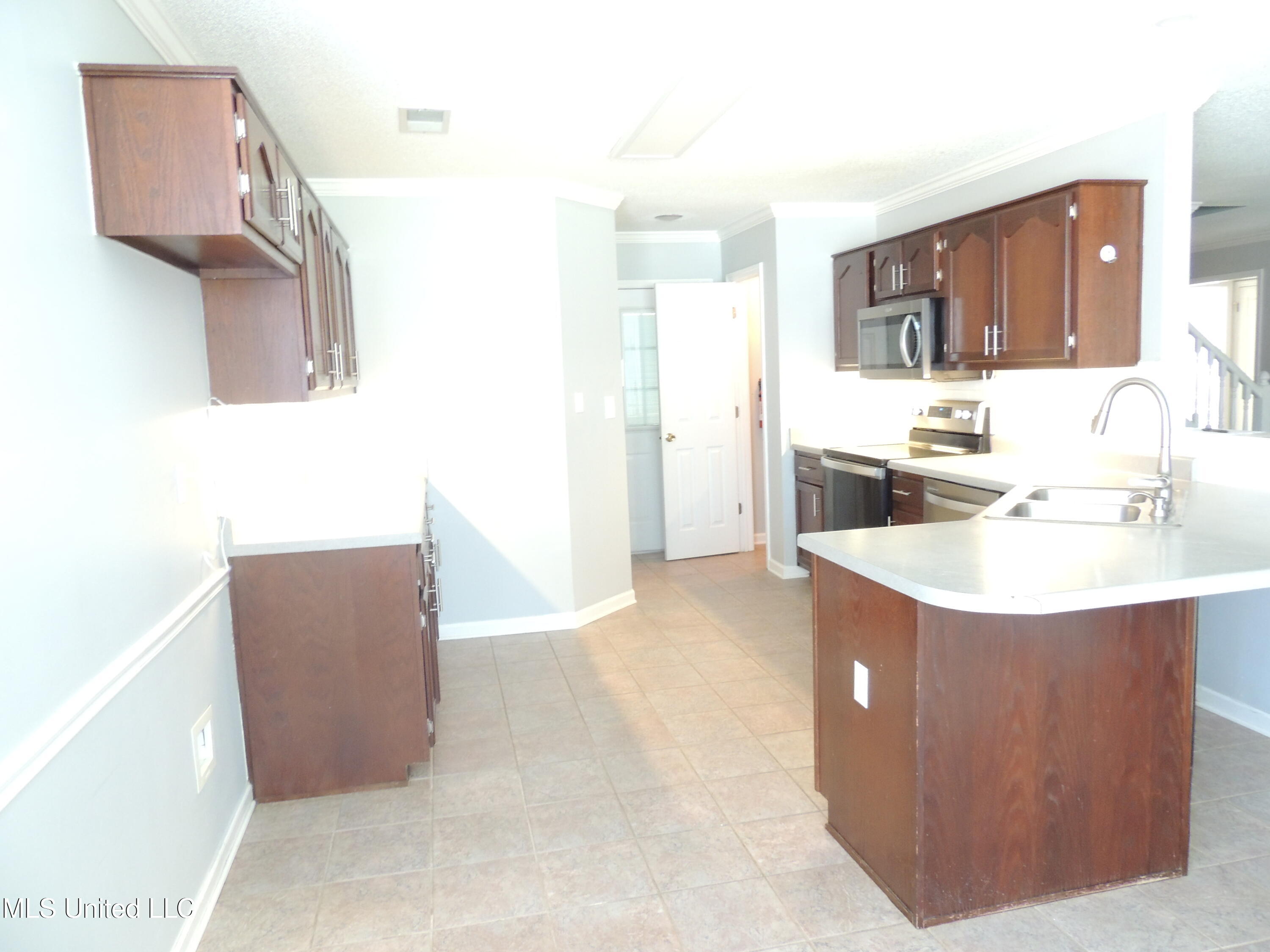 400 S Timber Way Property Photo 10